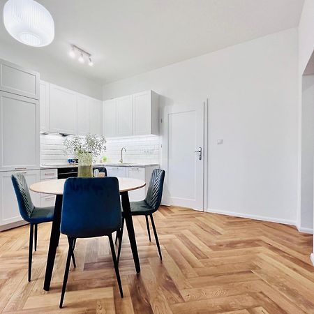 Lubiń Apartamenty Kamienica Centrum - 1 Maja מראה חיצוני תמונה