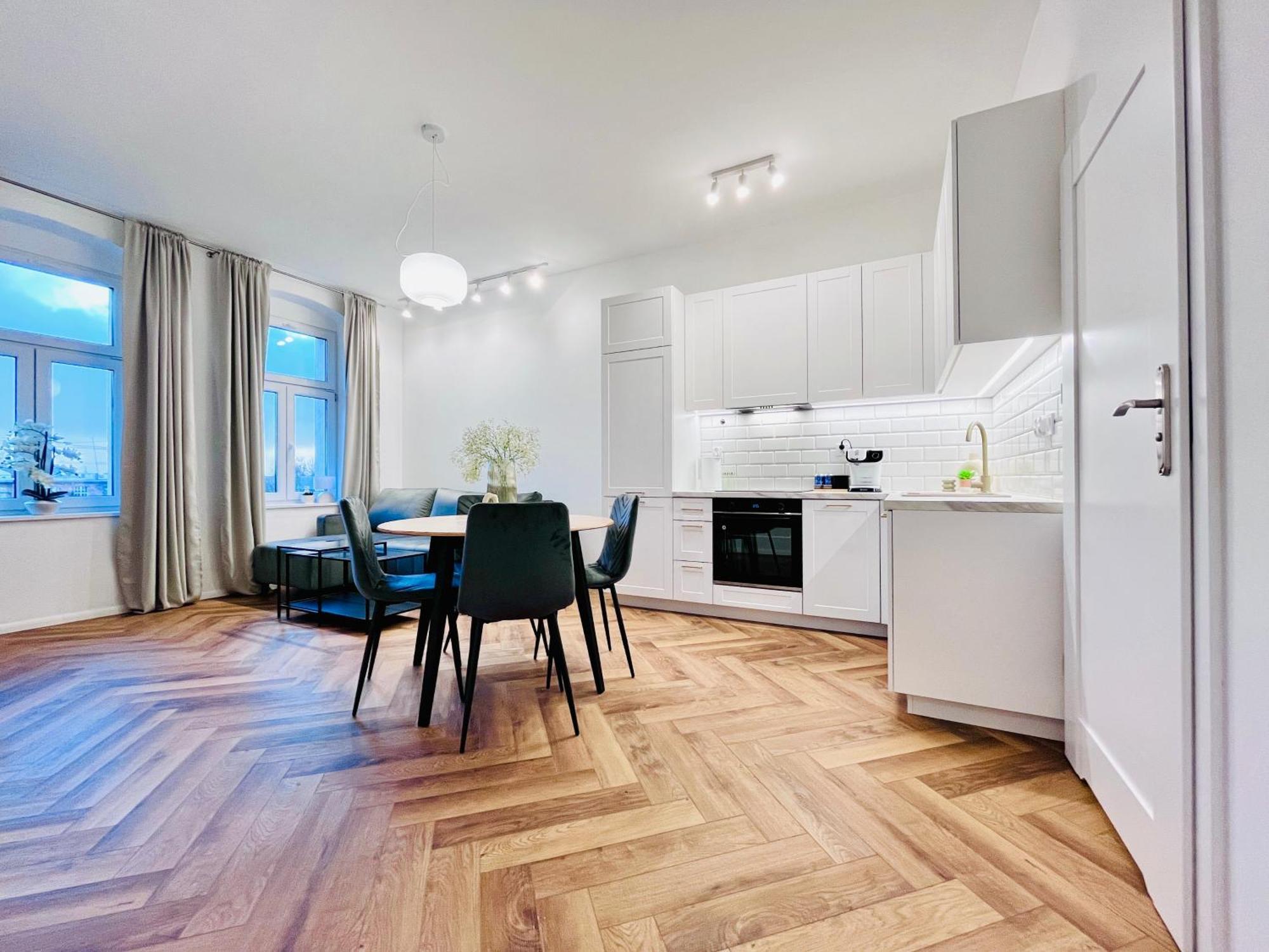 Lubiń Apartamenty Kamienica Centrum - 1 Maja מראה חיצוני תמונה