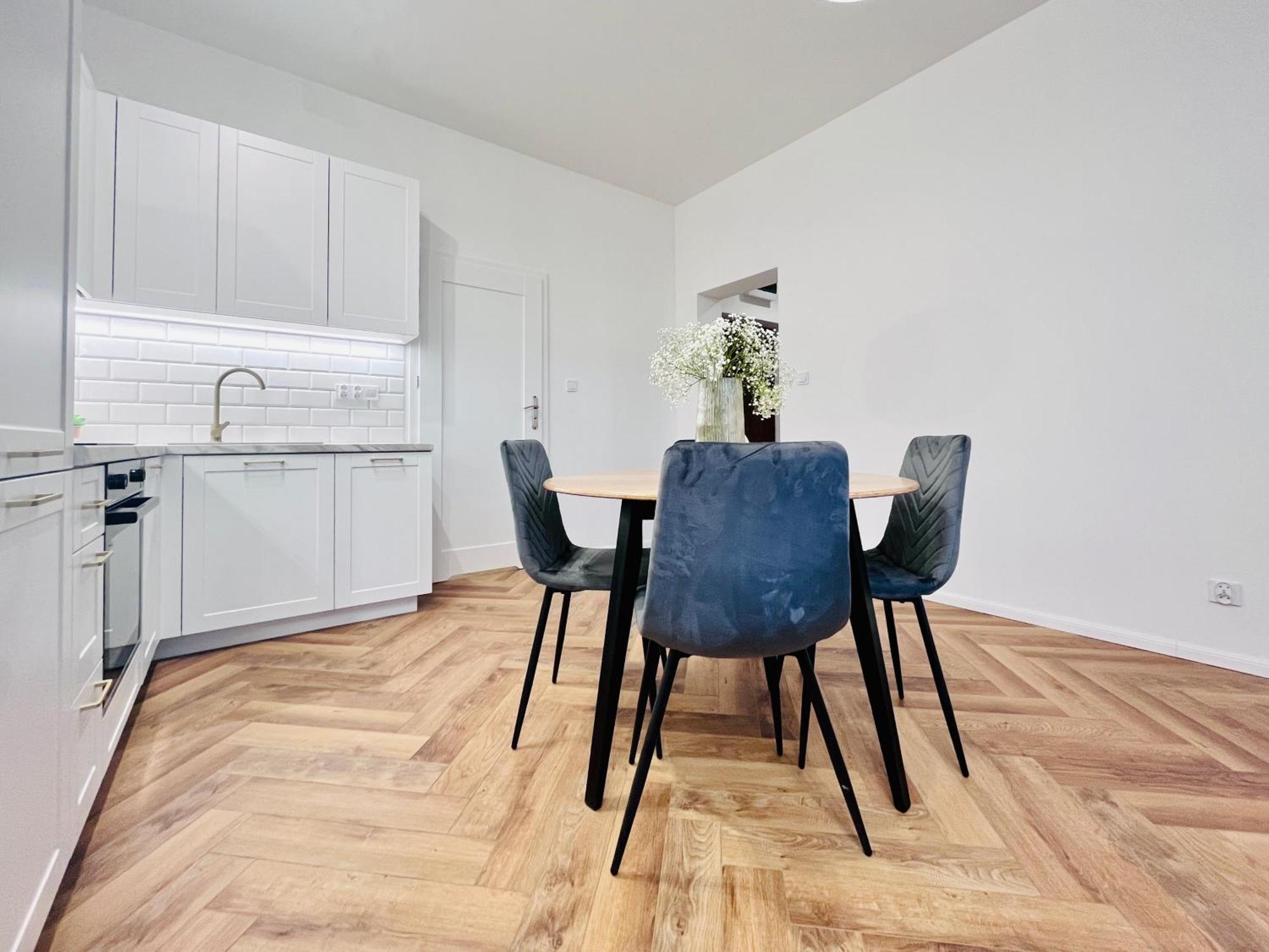 Lubiń Apartamenty Kamienica Centrum - 1 Maja מראה חיצוני תמונה
