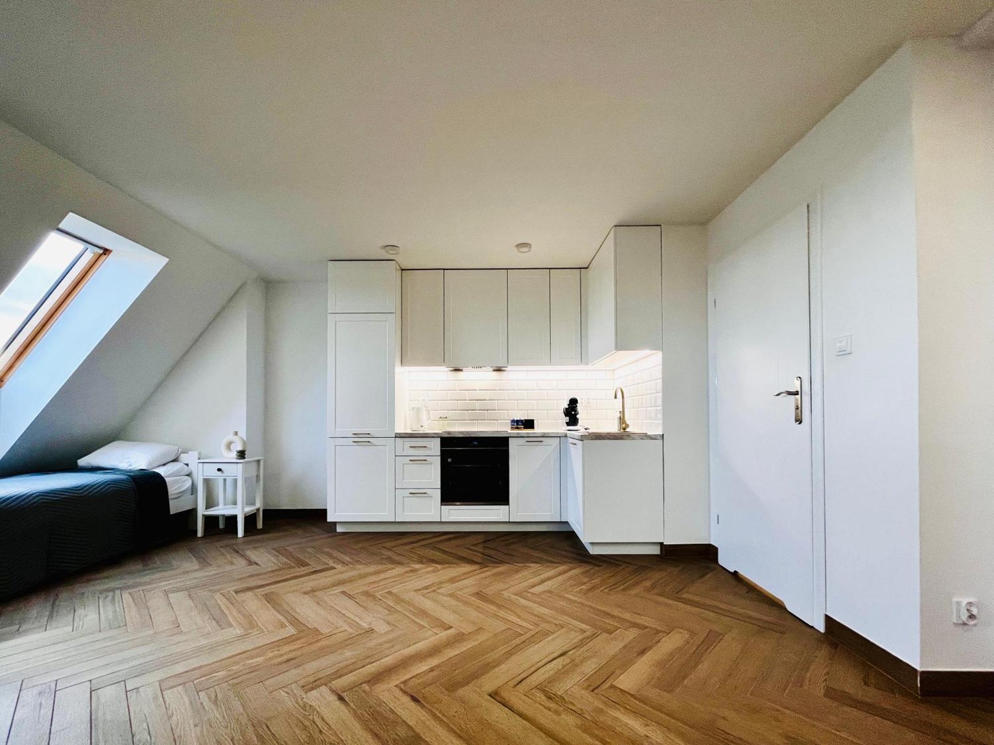 Lubiń Apartamenty Kamienica Centrum - 1 Maja מראה חיצוני תמונה